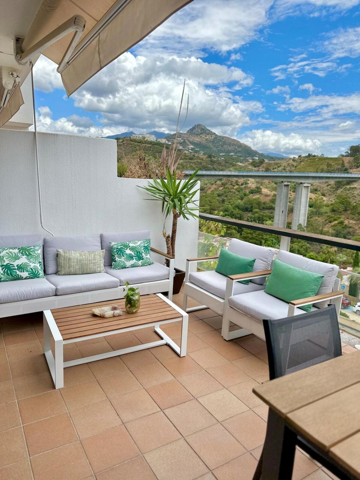 Moderno Vistas A La Montana Estepona