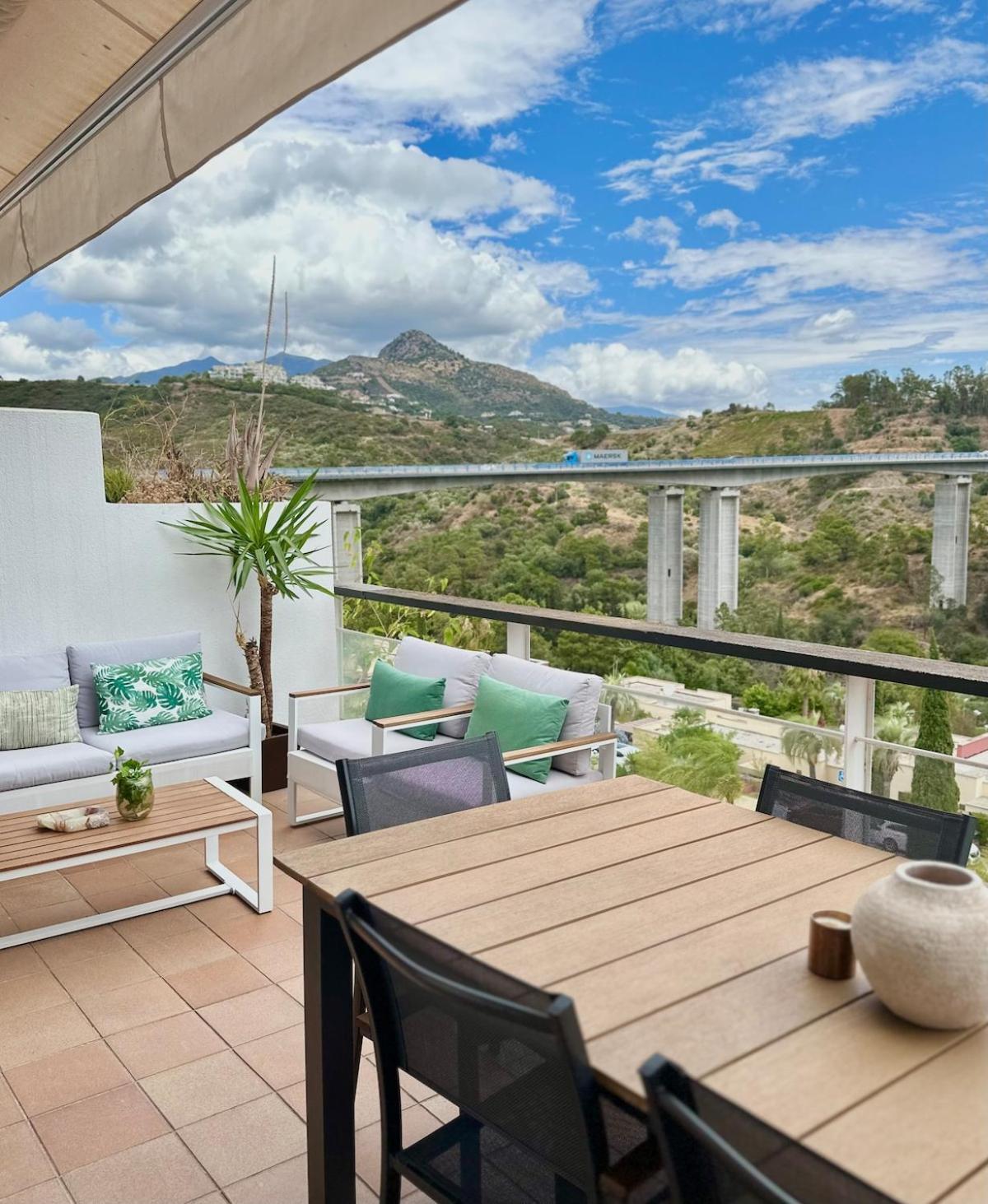 Apartamento Moderno Vistas A La Montana Estepona